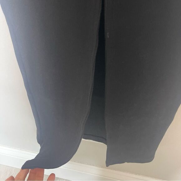 GIGII’s SoHo Black Ribbed Midi Dress NWT XS - Picture 10 of 11